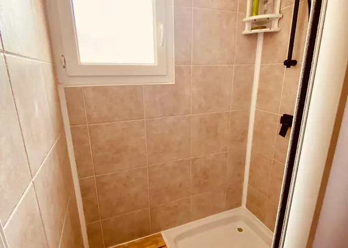 Apartament T2 En Rez-de-jardin *