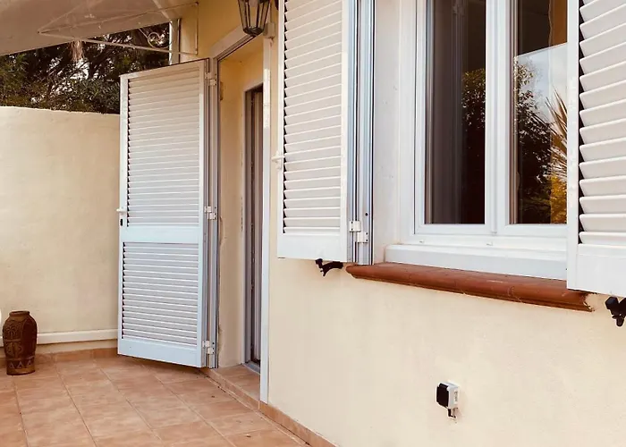 T2 En Rez-de-jardin Apartment